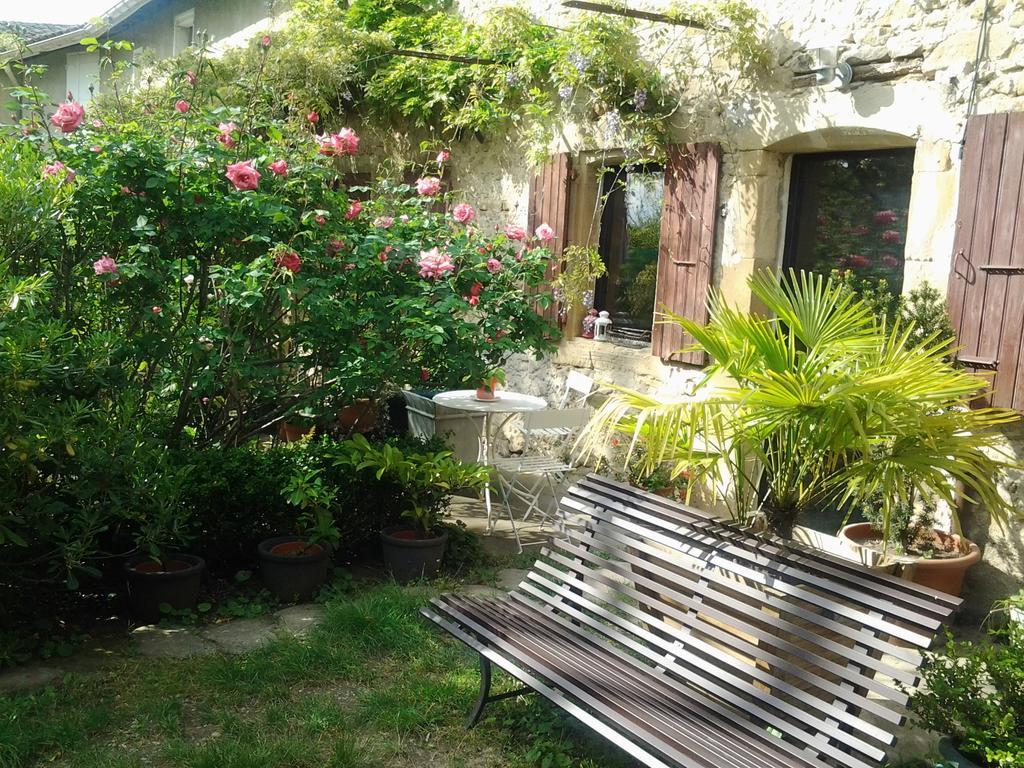 La Fougeraie Hotel Marsaz Exterior photo